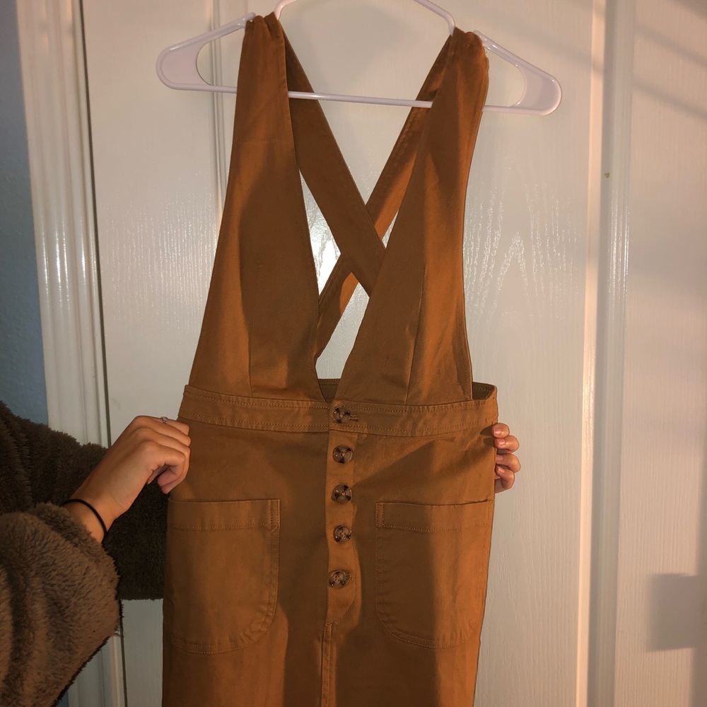 tan overall dress w buttons